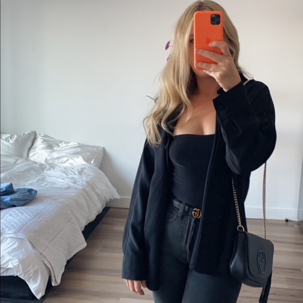 Meet your Posher, Samantha